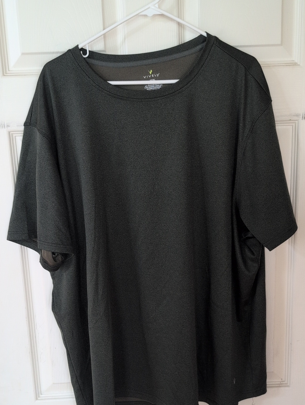 Men's Short Sleeve Crew Tee in Green